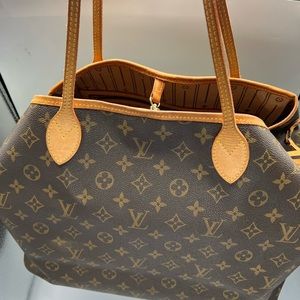 Louis Vuitton Neverfull